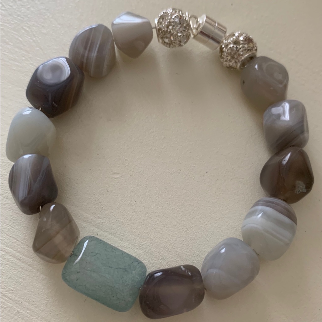 New Agate Beaded Bracelet With Swarovski Crystals